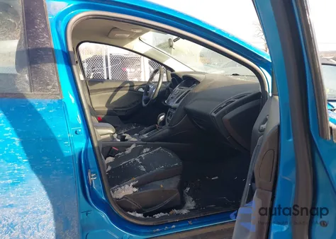 2014 Ford Focus Se from USA, damaged, VIN 1FADP3F28EL311680